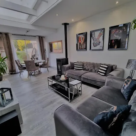 Oasis Citadine Terrasse Intime Jardin Privatif En Plein Centre 70m2 Apartment *