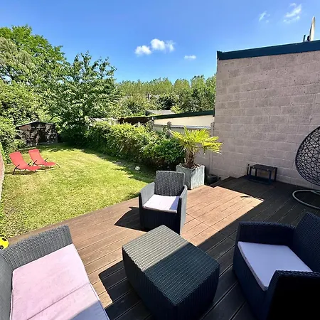 Oasis Citadine Terrasse Intime Jardin Privatif En Plein Centre 70m2 Cambrai