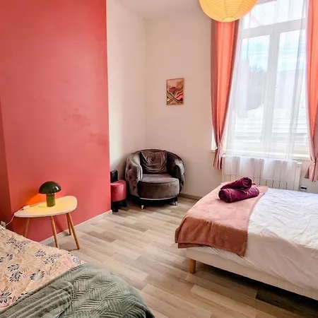 Oasis Citadine Terrasse Intime Jardin Privatif En Plein Centre 70m2 Apartment